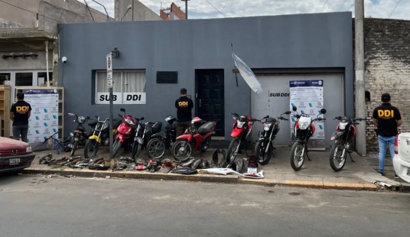 Tandil: secuestraron 11 motos, 20 armas y 3 mil municiones